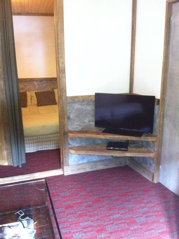 Chambre D'Hote La Tour Du Merle Le Villard  Δωμάτιο φωτογραφία